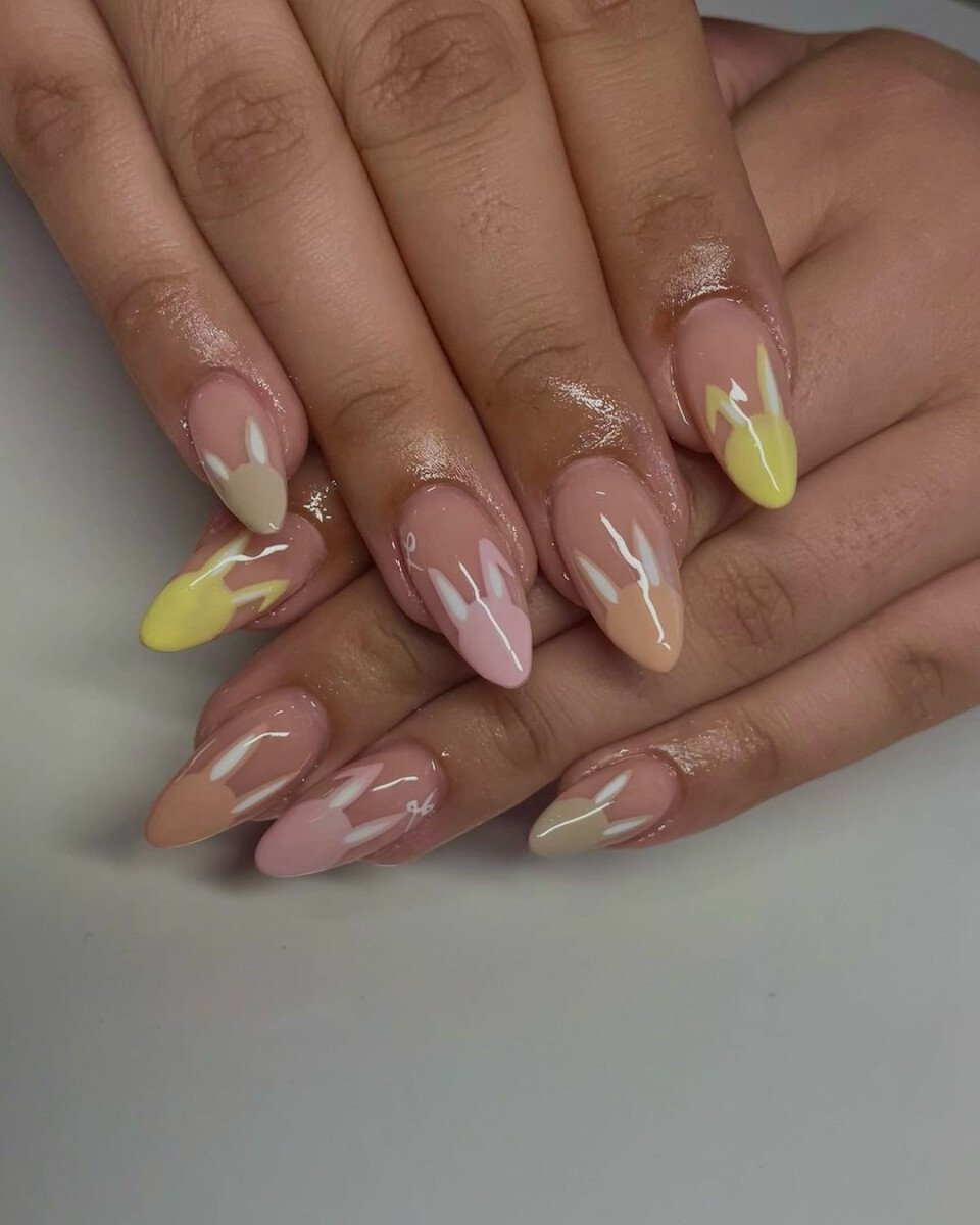 розово-желтый маникюр
