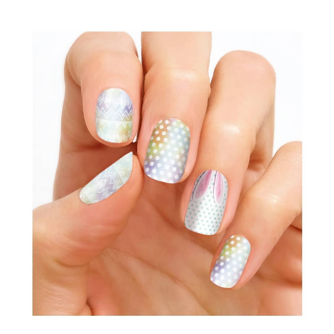 голографический маникюр