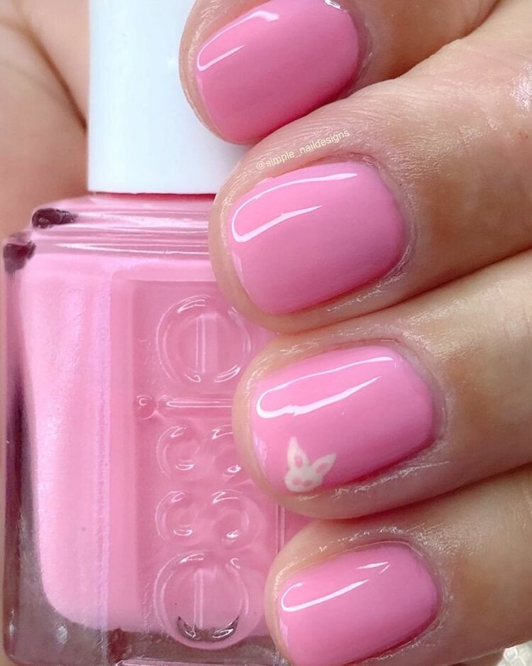 ярко-розовый маникюр