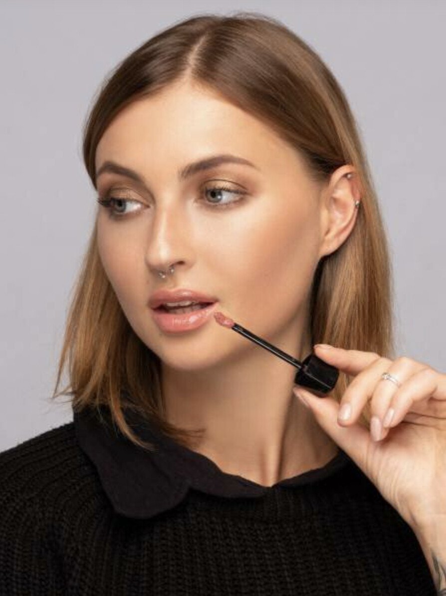 как подобрать помаду оттенка нюд