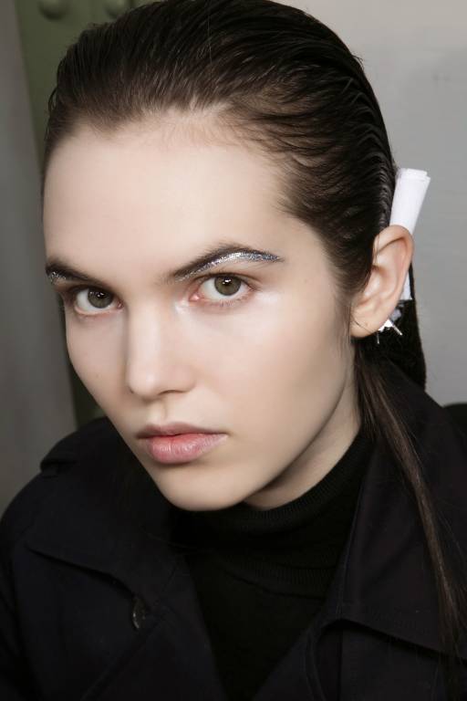 Арт-макияж на Новый год с глиттером: 5 идей фото 10019