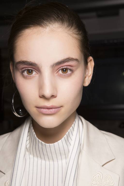 Азбучные истины: как подобрать «свои» оттенки в макияже? фото 13103