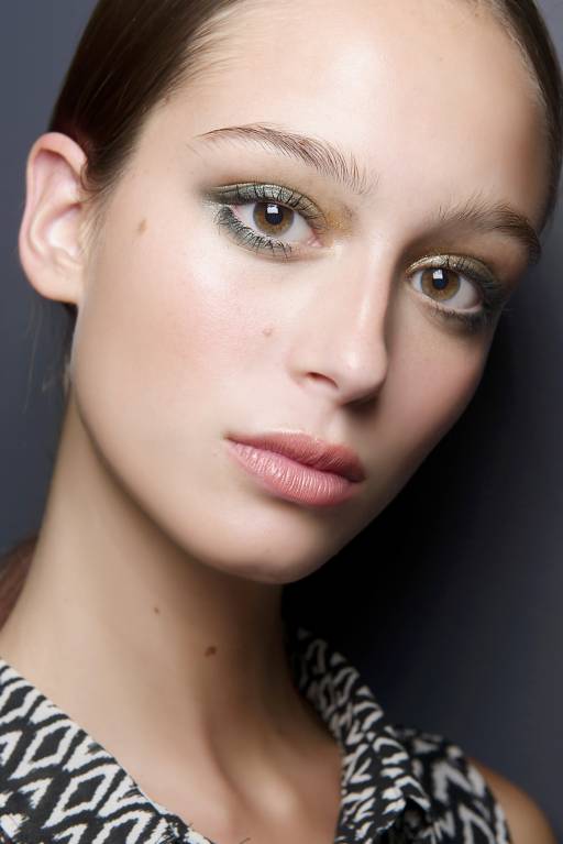 Азбучные истины: как подобрать «свои» оттенки в макияже? фото 13111