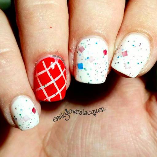 бело-красный маникюр