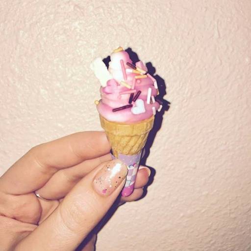 лак с блестками