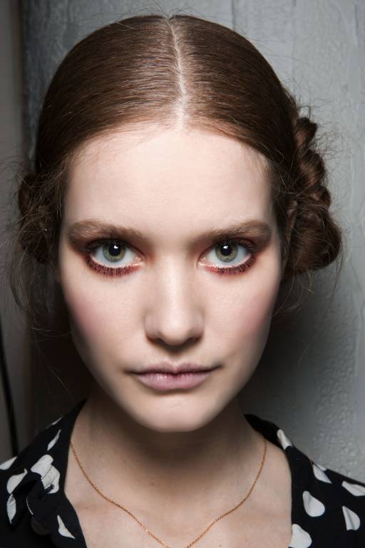 розовые тени