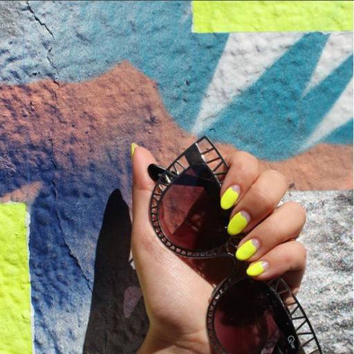 кислотный желтый