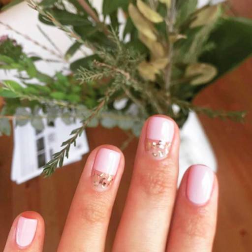 розовая пастель